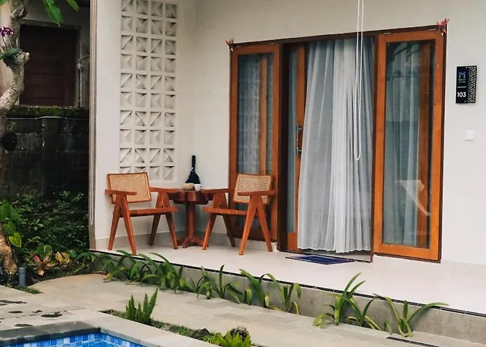 Myraga House *