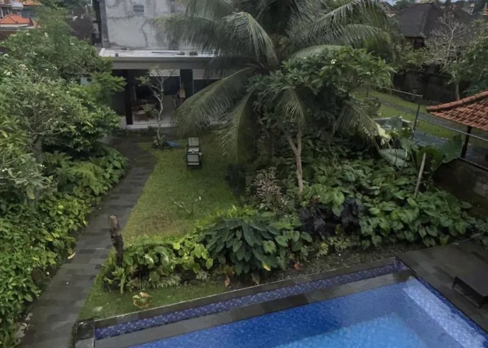 Myraga House *